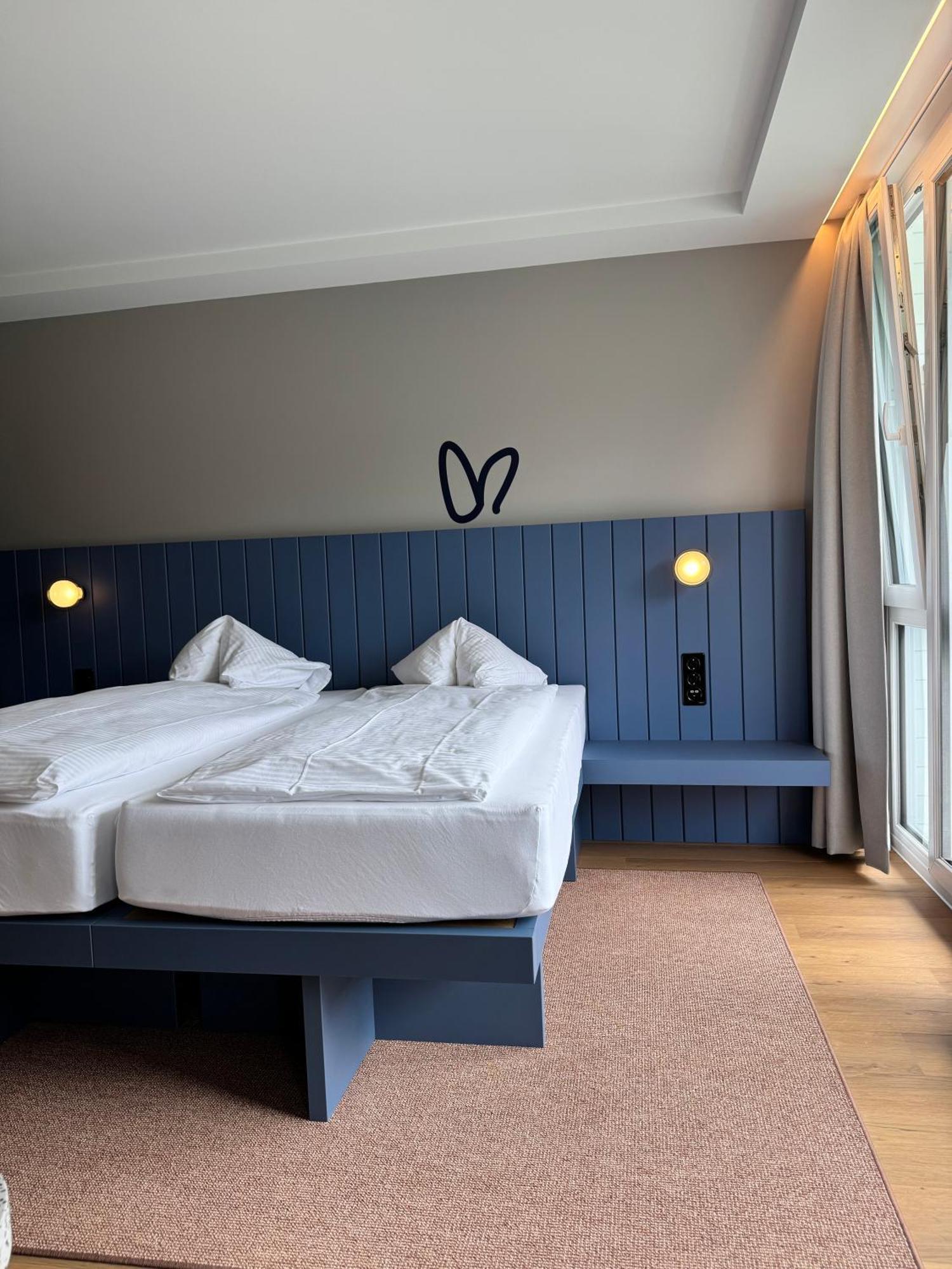 Hop Apartments & Suites Unterseen 외부 사진