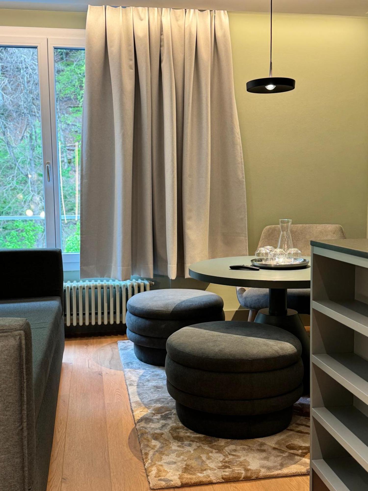 Hop Apartments & Suites Unterseen 외부 사진