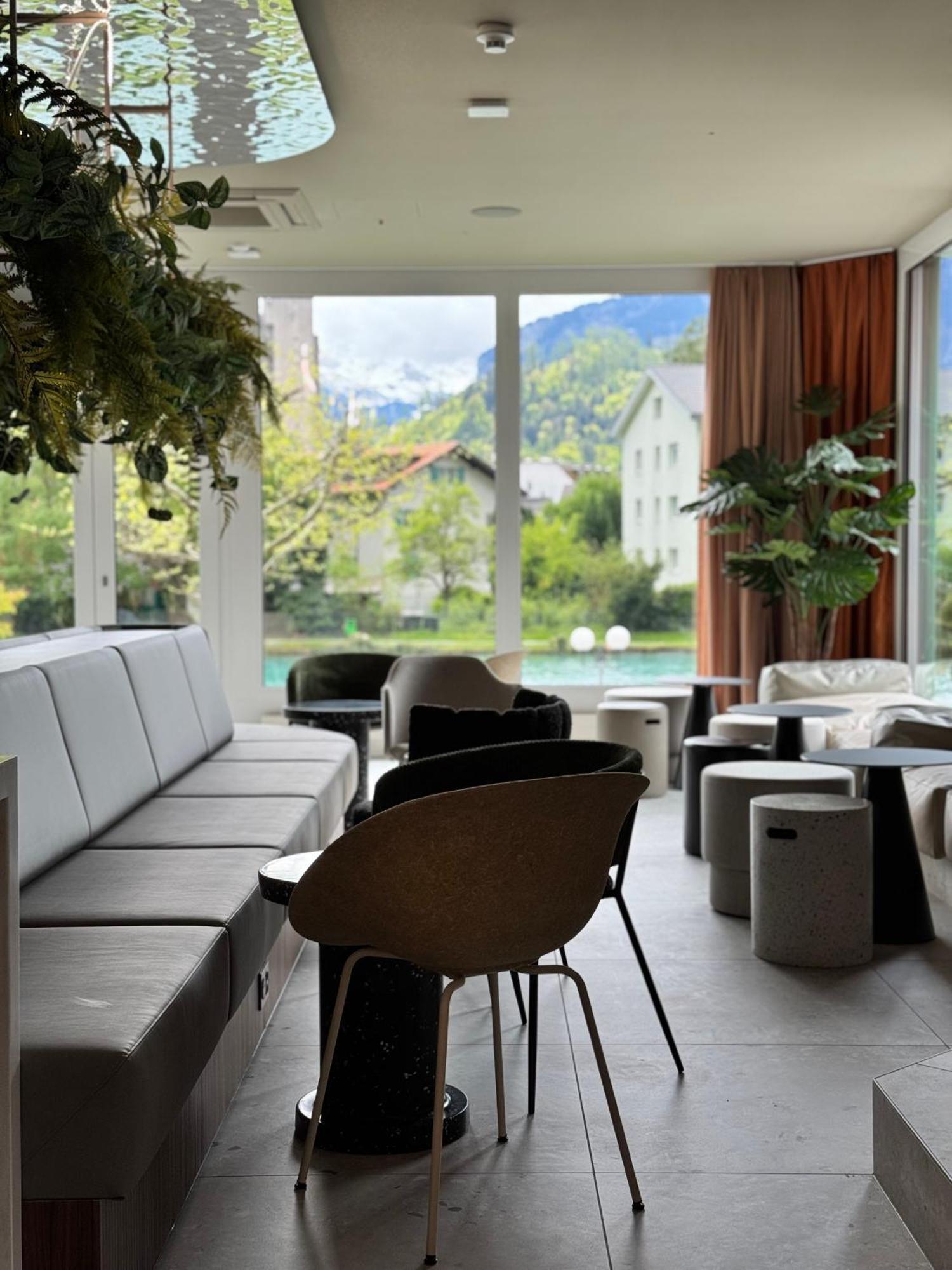 Hop Apartments & Suites Unterseen 외부 사진