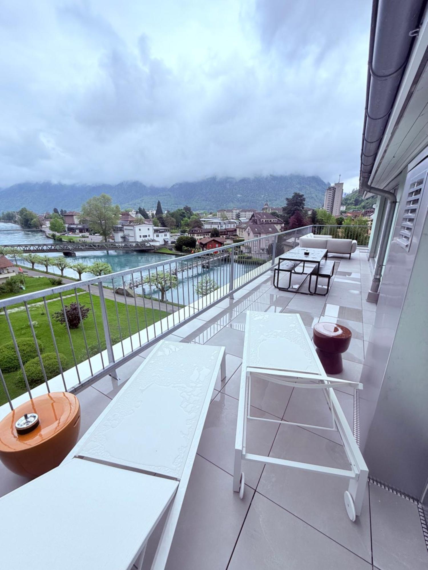 Hop Apartments & Suites Unterseen 외부 사진