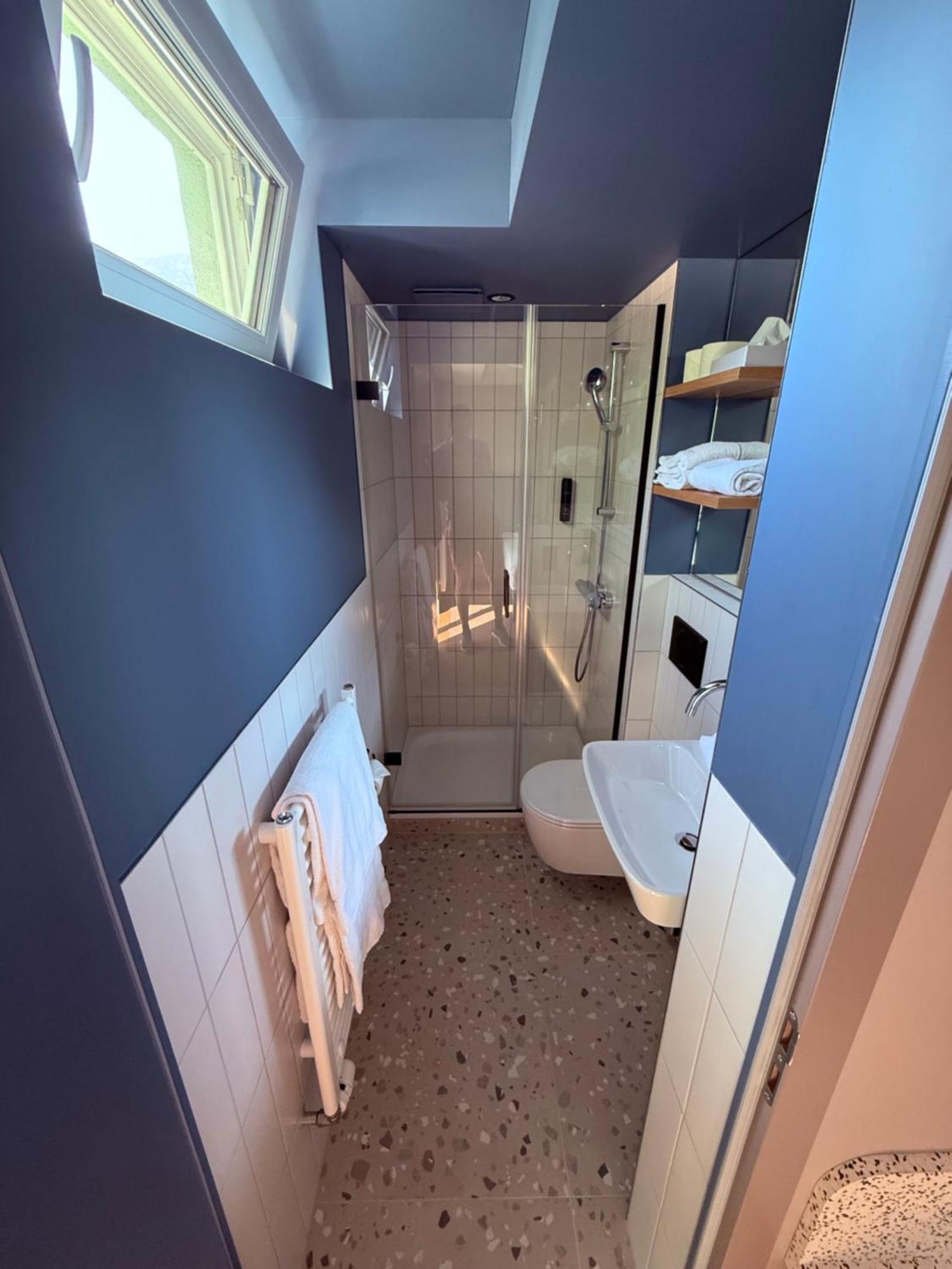 Hop Apartments & Suites Unterseen 외부 사진